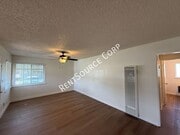 Photo - 1149 W Ave H-11