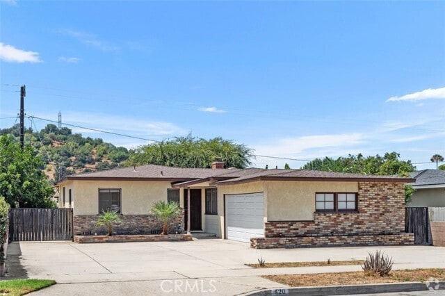 Building Photo - 420 E Colorado Ave Rental