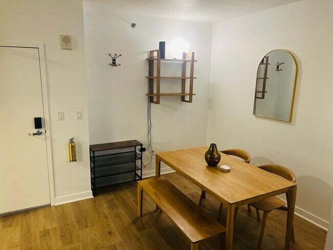 Photo - 425 W Beech St Unit 234