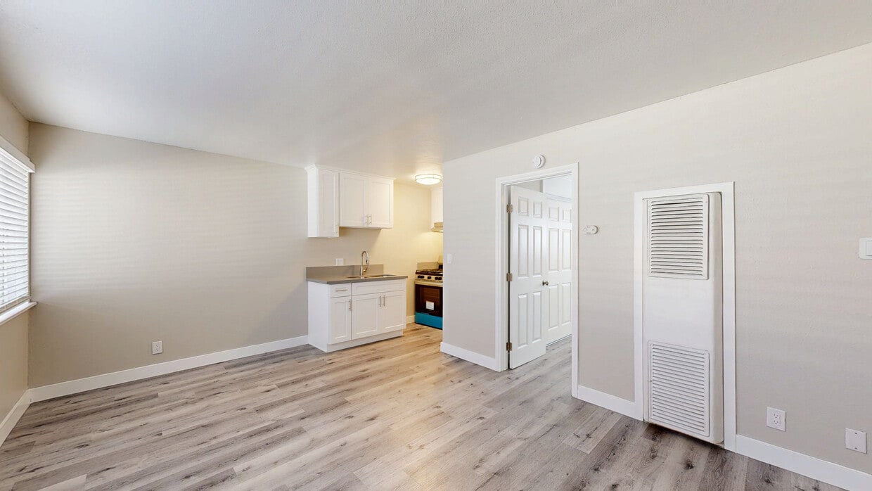 3D Tour - Carson Palms Apartments