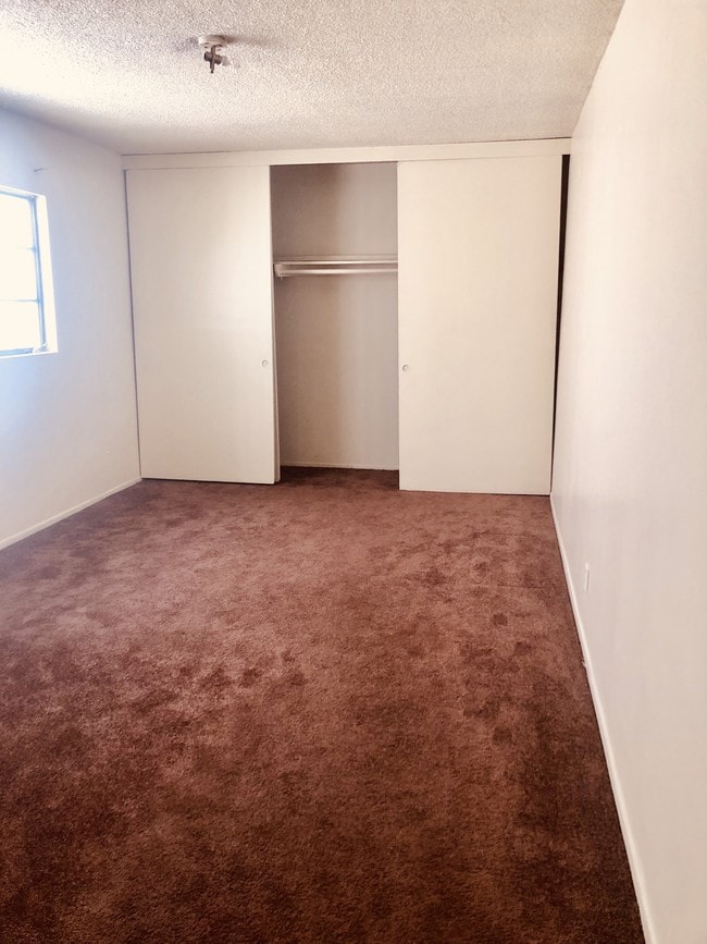 Photo - 10215 California Ave Unit E