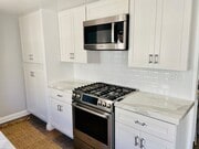 Photo - Gorgeous Venice Townhouse w/Upgrades Galore close to Beach+Canals w/Laundry+Garage+Pool