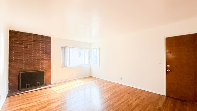 Photo - 4107 Don Tomaso Dr Unit 2