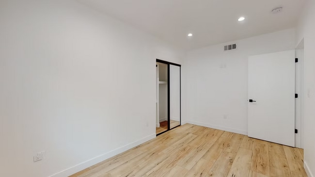 Photo - 6807 Gloria Ave