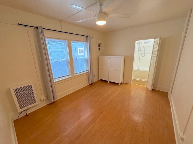 Building Photo - 40 Brooks Ave Unit 9