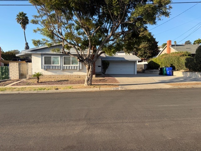 Building Photo - 6322 Clyde Ave