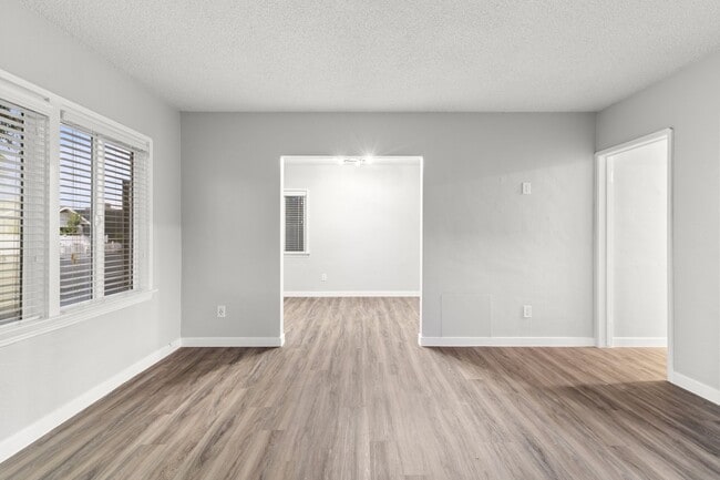 Photo - 1900 E 7th St Unit 01