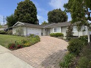 Driveway - 304 N Meadows Ave House