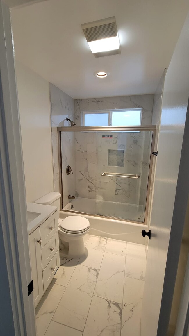 Photo - 36 Brooks Ave Unit B