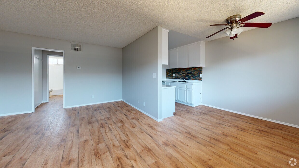3D Tour - Saticoy 12 Apartments