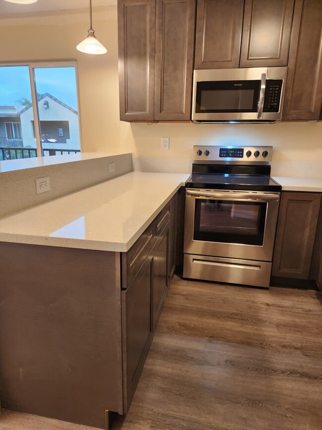 Photo - 800 N Mollison Ave Unit 32