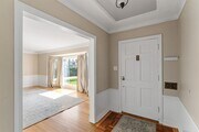 Photo - Single-story 3+3 in Woodland Hills w/appli... House