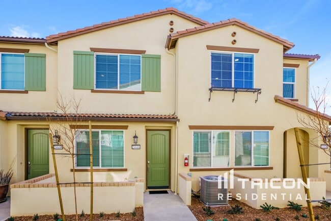 Photo - 24646 Amor Ct Townhome
