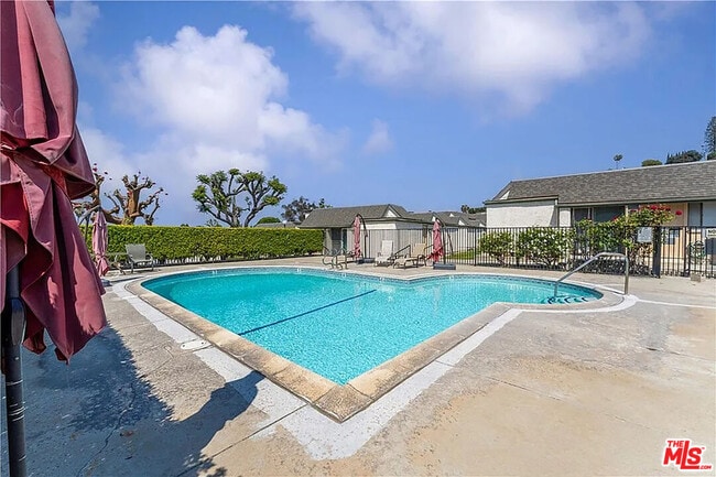 Photo - 126 Casuda Canyon Dr Unit D