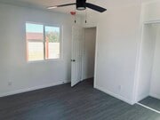 Photo - 910 S Maple St