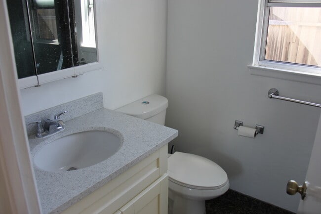 Photo - 232 Daytona Dr