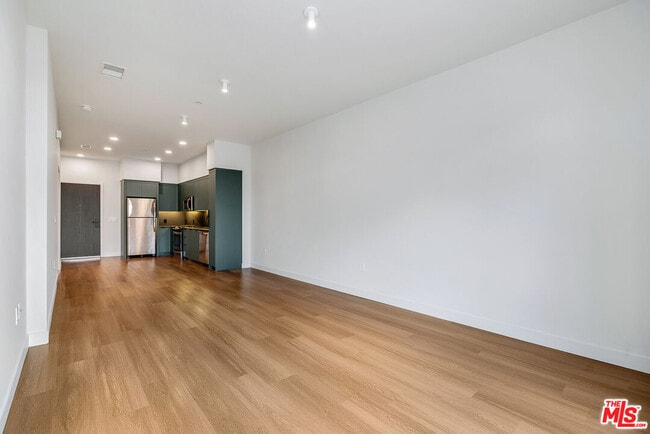 Photo - 10601 Washington Blvd Unit 611