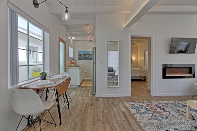 Photo - 1078 Seaward- MFR Unit 1