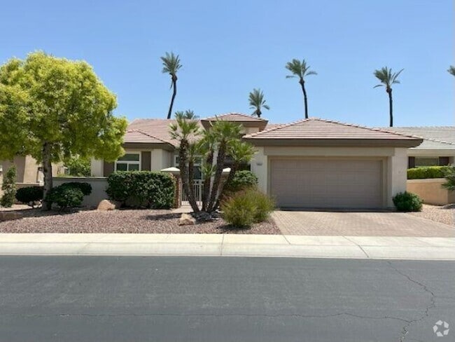 Building Photo - 78337 Gray Hawk Dr Rental