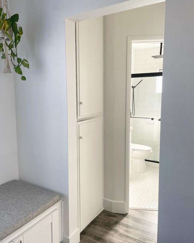 Photo - 4262 Wilson Ave Unit 9