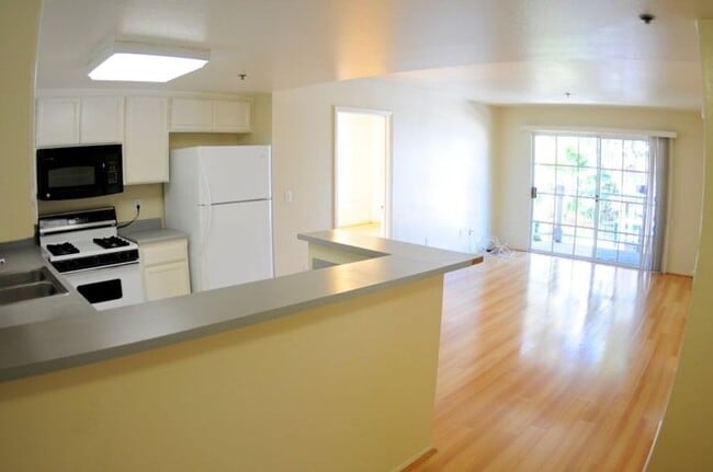 Photo - 2658 Menlo Ave Unit Providence Apartment
