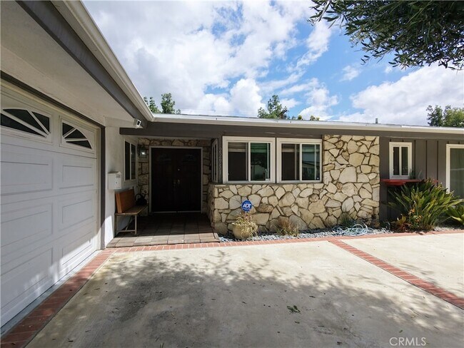 Photo - 22951 Austin St