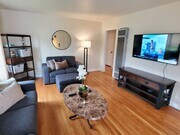 Photo - 1558-1564 Ebers St Unit 1564