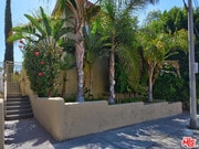 Photo - 1540 N Fuller Ave Unit 4