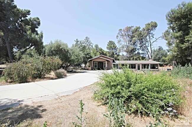 Building Photo - 12785 Cobblestone Creek Rd Rental