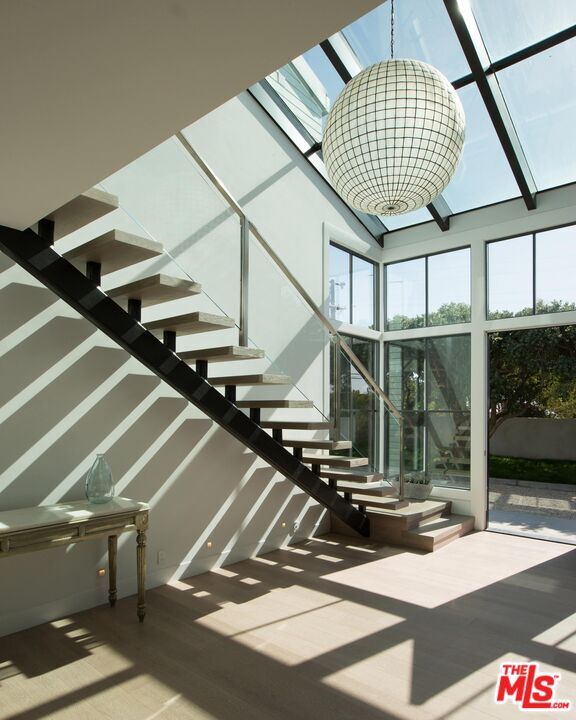 Photo - 7310 Birdview Ave