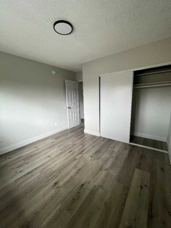 Photo - 648 W 92nd St Unit 16