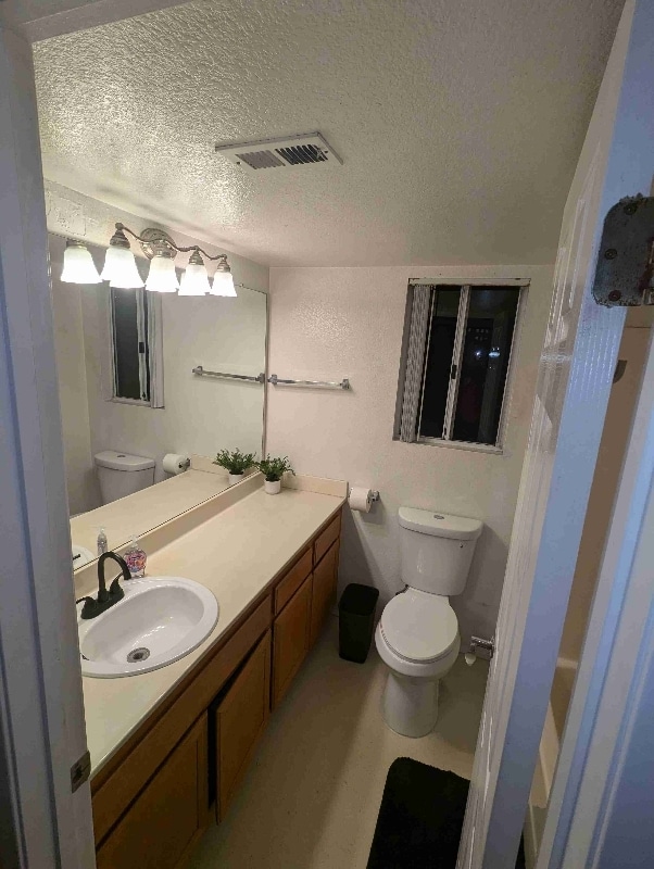 Photo - 1075 Madden Ave