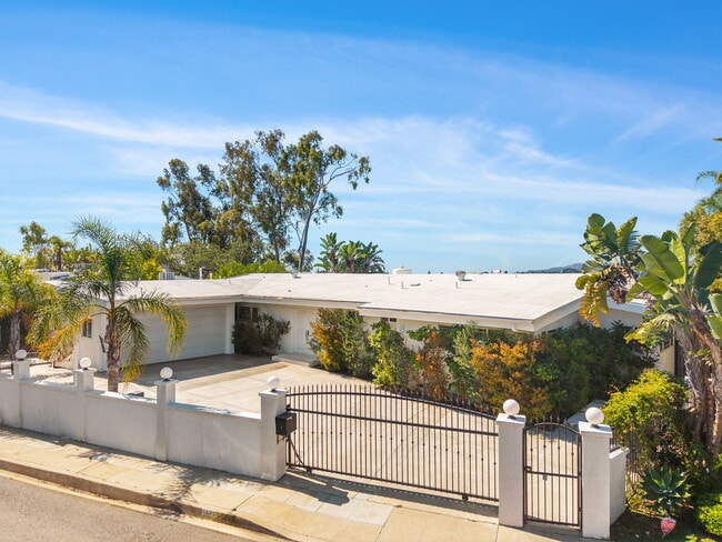 Photo - 1641 Tower Grove Dr