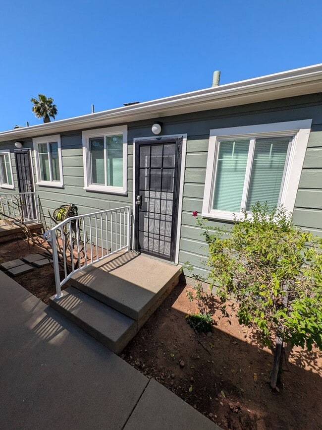 Photo - PC - 6673-6675 Amherst Unit 6675