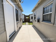 Photo - 206 1/2 E. Avenue 40-