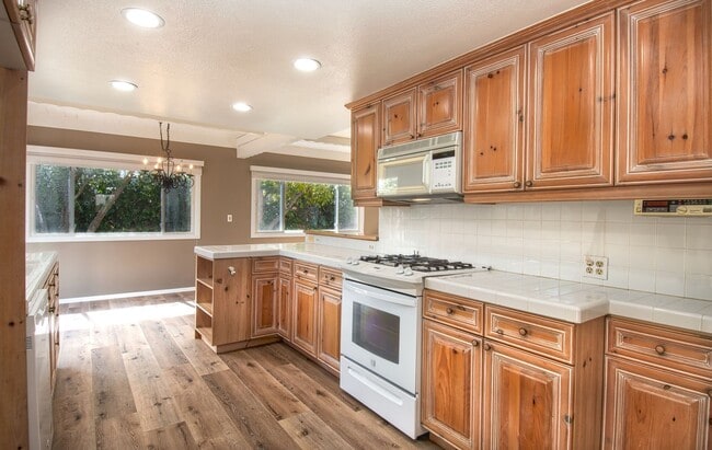 Photo - Classic Newport Beach 3 Bed Single Family Home With Yard