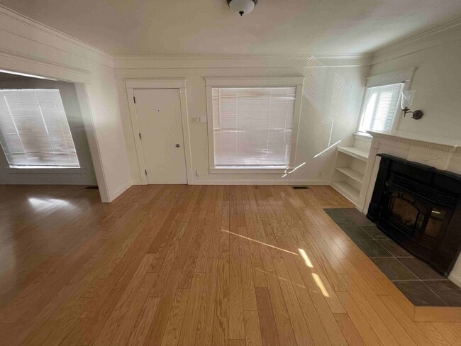 Photo - UNIQUE SHERMAN OAKS PROPERTY WITH ALL UTILITIES INCLUDED!