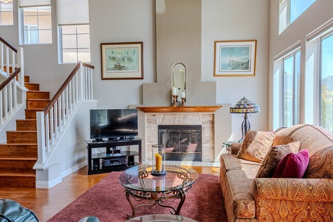 Photo - 4 Bedroom Home in The Promenade at La Costa!