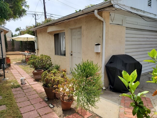 Photo - 2418 32nd St