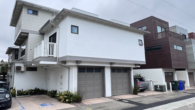 Building Photo - Stunning Townhome in the heart of Encinitas