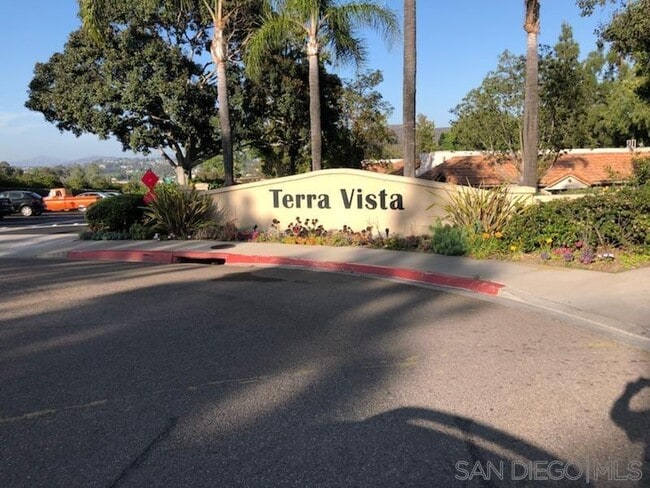 Terra Vista - 10303 Azuaga St Unit 13