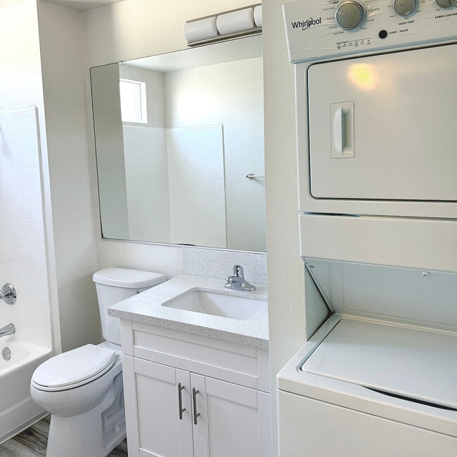 Renovated Bathroom w/ W/D - Diamond Bar Village