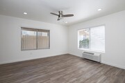Photo - Four Winds Apartments