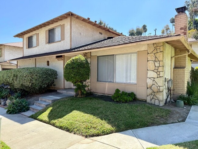Townhome in Fire Mountain w/ Attached Garage! - Townhome in Fire Mountain w/ Attached Garage!