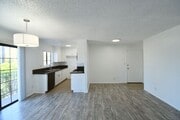 Photo - 5921 Whitsett Ave Apartment Unit 204