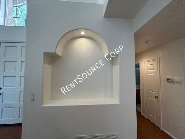 Photo - 3210 Lantana Ct
