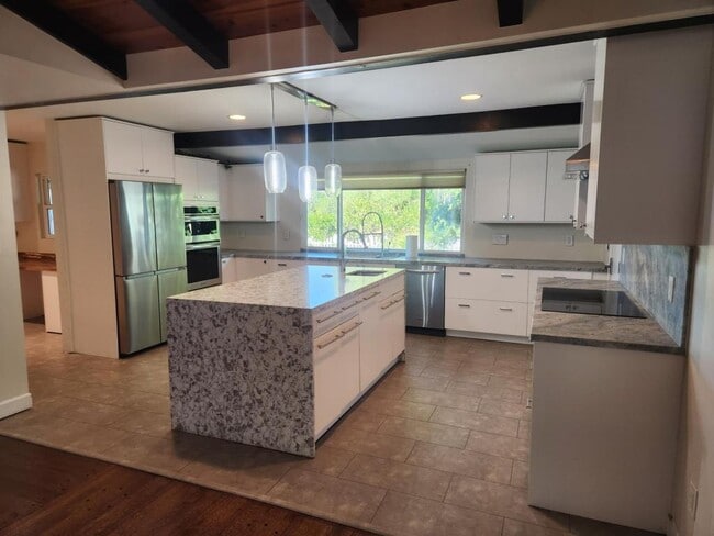 Photo - 9345 Golondrina Dr