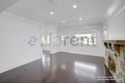 Photo - 1464 W 24th St House
