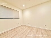 Photo - 3245 Drew St Unit 2