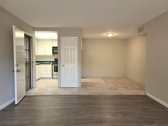 Photo - ***MOVE IN SPECIAL***Charming 3 bed 2 bath condo in Escondido for Rent Unit #114